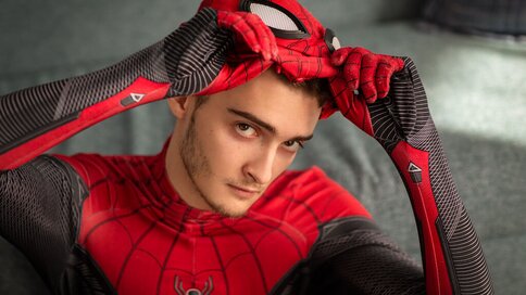 Join AntonyLorca’s Live Cam Show Now