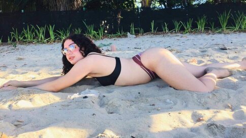 Join ChristinAnderson’s Live Cam Show Now