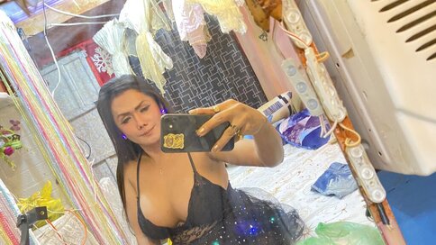 Join FlorisSirolf’s Live Cam Show Now