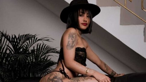 Join JaidenBrown’s Live Cam Show Now