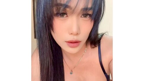 Join KimSoju’s Live Cam Show Now