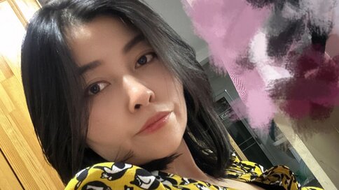 Join LinaZhang’s Live Cam Show Now