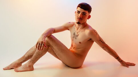 Join NikoStone’s Live Cam Show Now