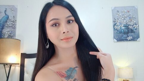 Join SavannaAkisha’s Live Cam Show Now