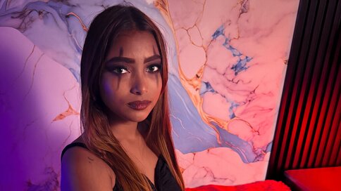 Join ShelsyGrisales’s Live Cam Show Now