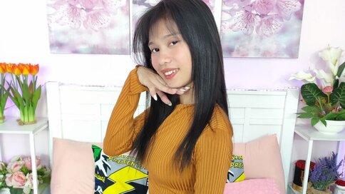Join StellaQuinn’s Live Cam Show Now