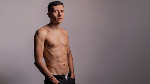 Join StephanPollman’s Live Cam Show Now